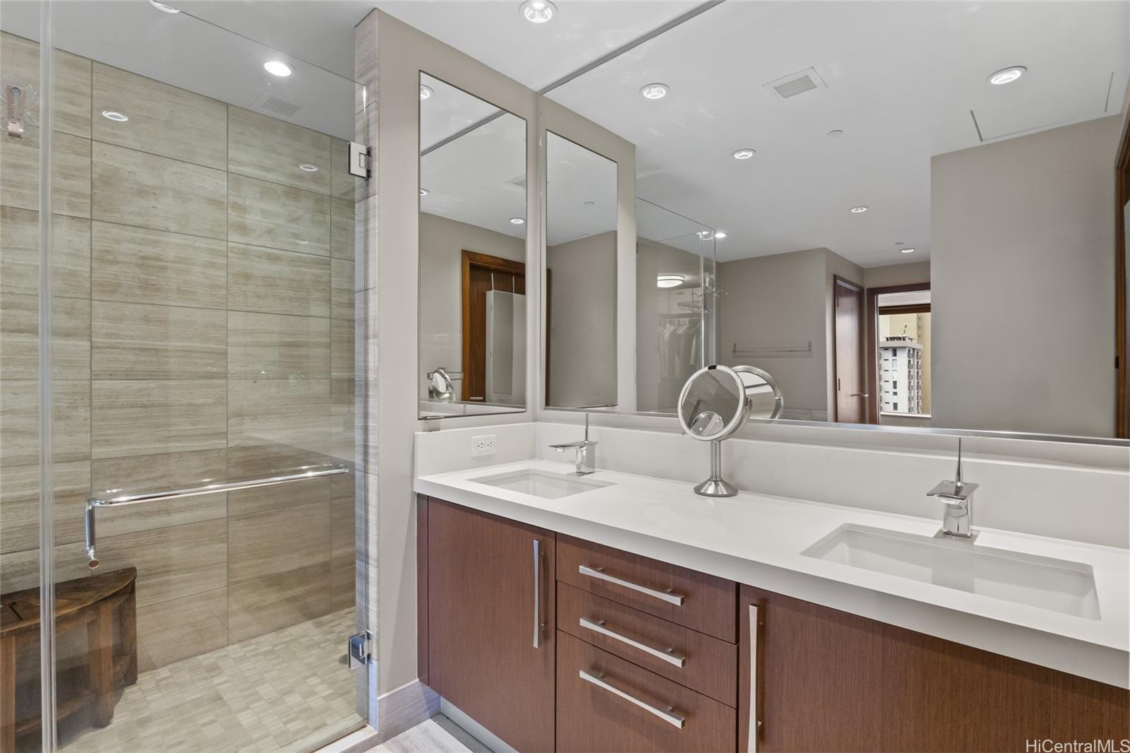 One Ala Moana condo # 1000, Honolulu, Hawaii - photo 12 of 25