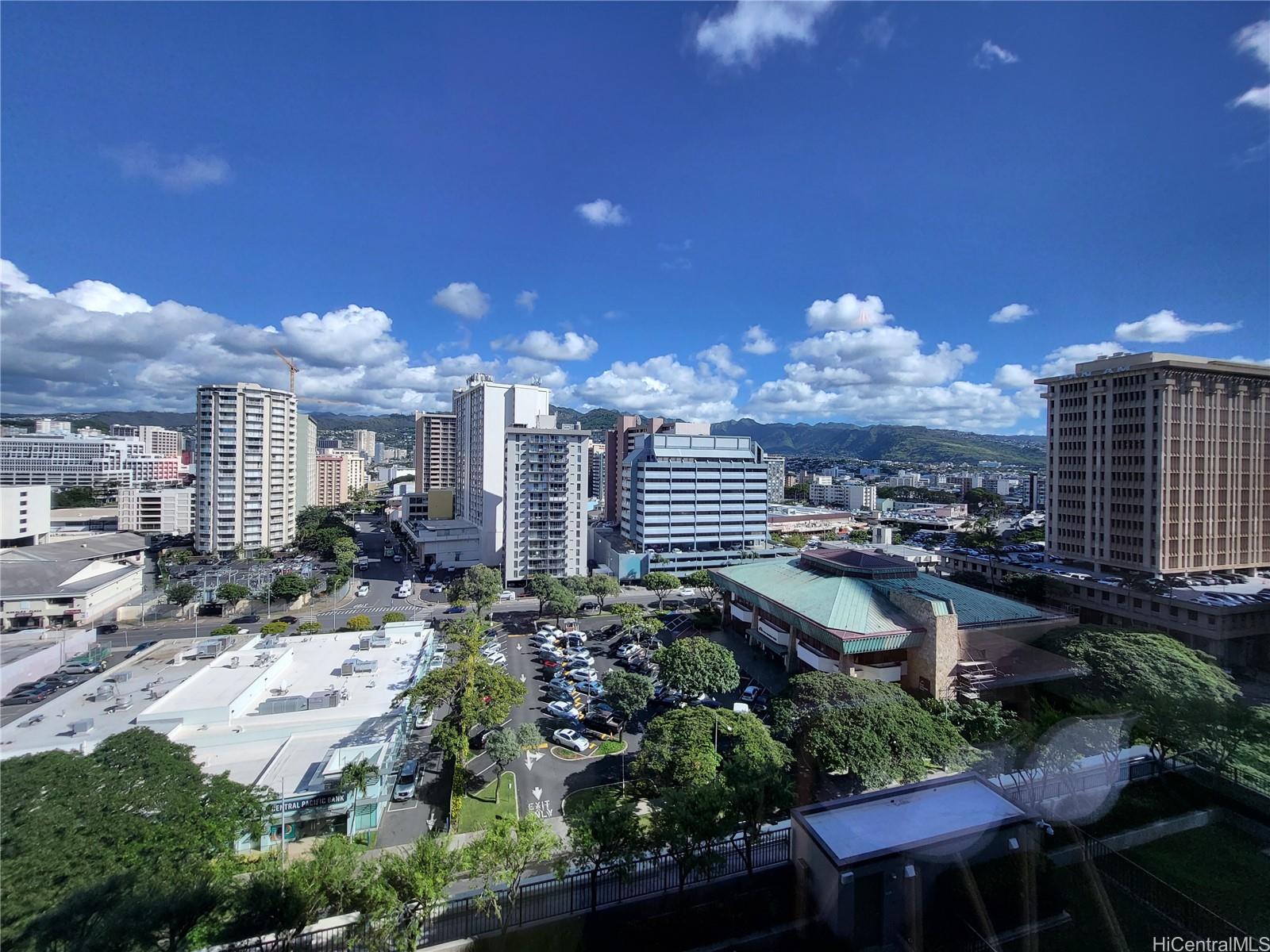 1555 Kapiolani Blvd Honolulu - Rental - photo 7 of 22