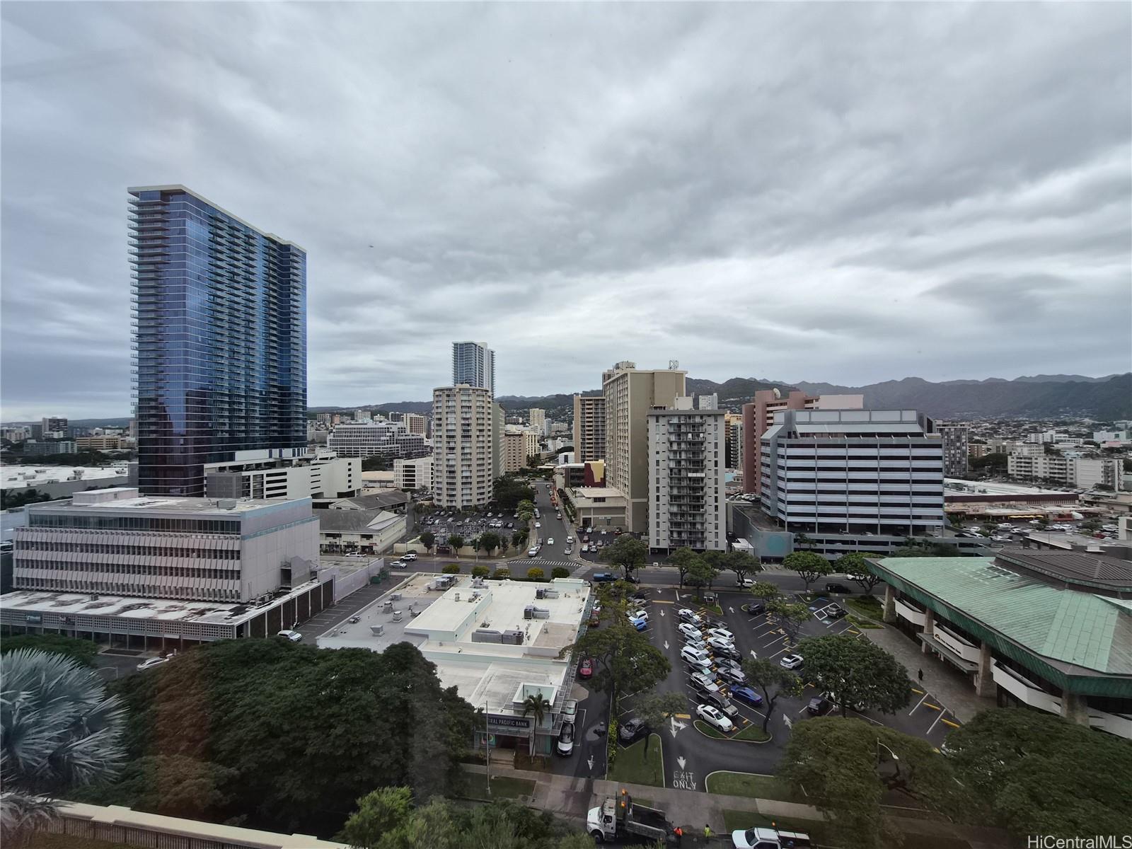 1555 Kapiolani Blvd Honolulu - Rental - photo 13 of 21