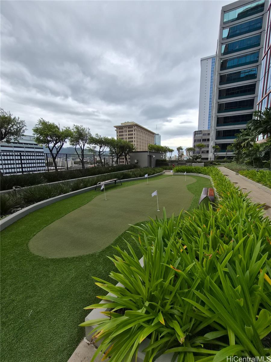 1555 Kapiolani Blvd Honolulu - Rental - photo 17 of 21