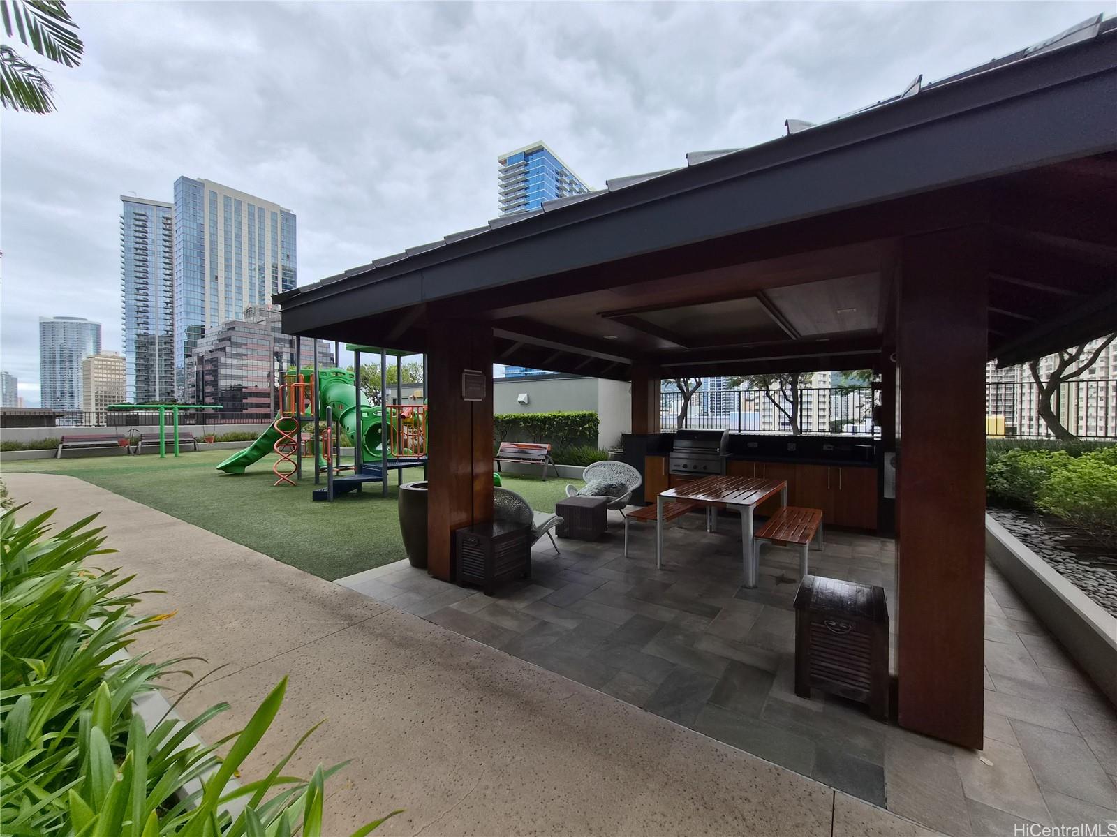 1555 Kapiolani Blvd Honolulu - Rental - photo 18 of 21