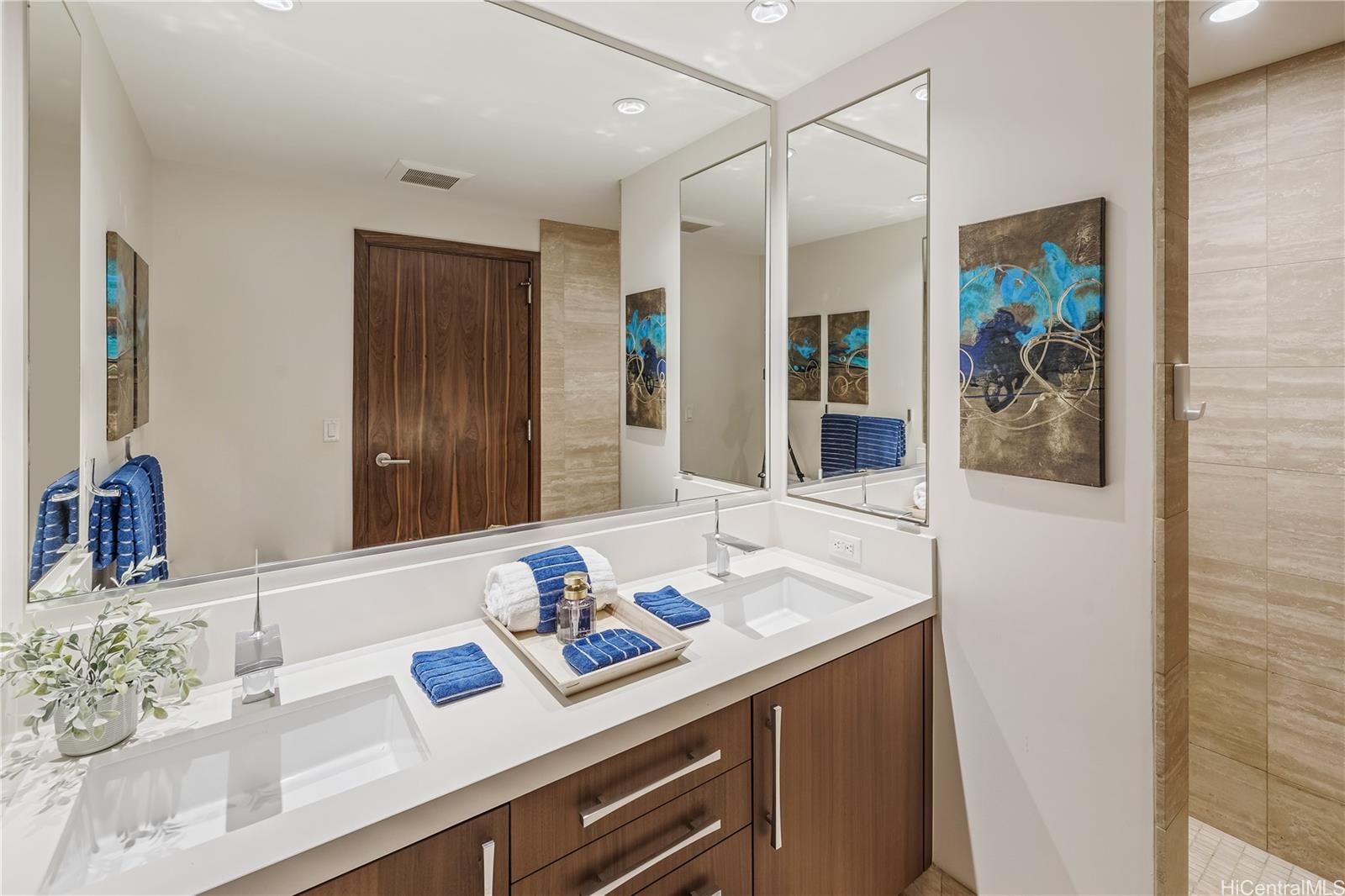 One Ala Moana condo # 1300, Honolulu, Hawaii - photo 16 of 25