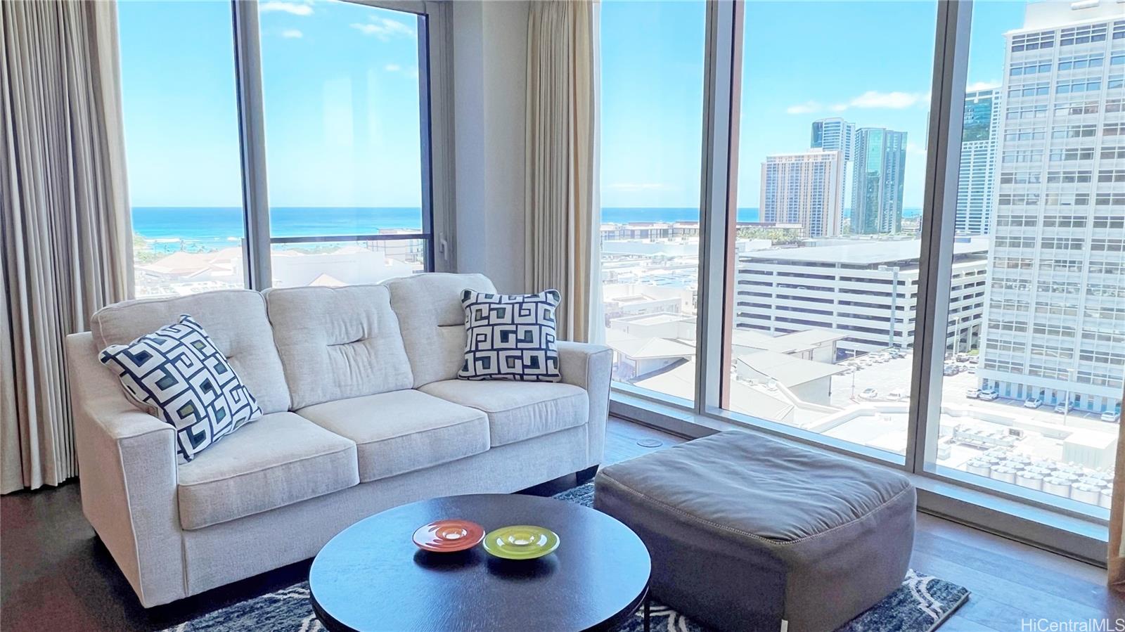 1555 Kapiolani Blvd Honolulu - Rental - photo 5 of 24