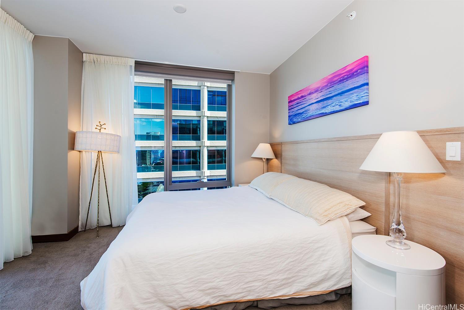 1555 Kapiolani Blvd Honolulu - Rental - photo 8 of 15