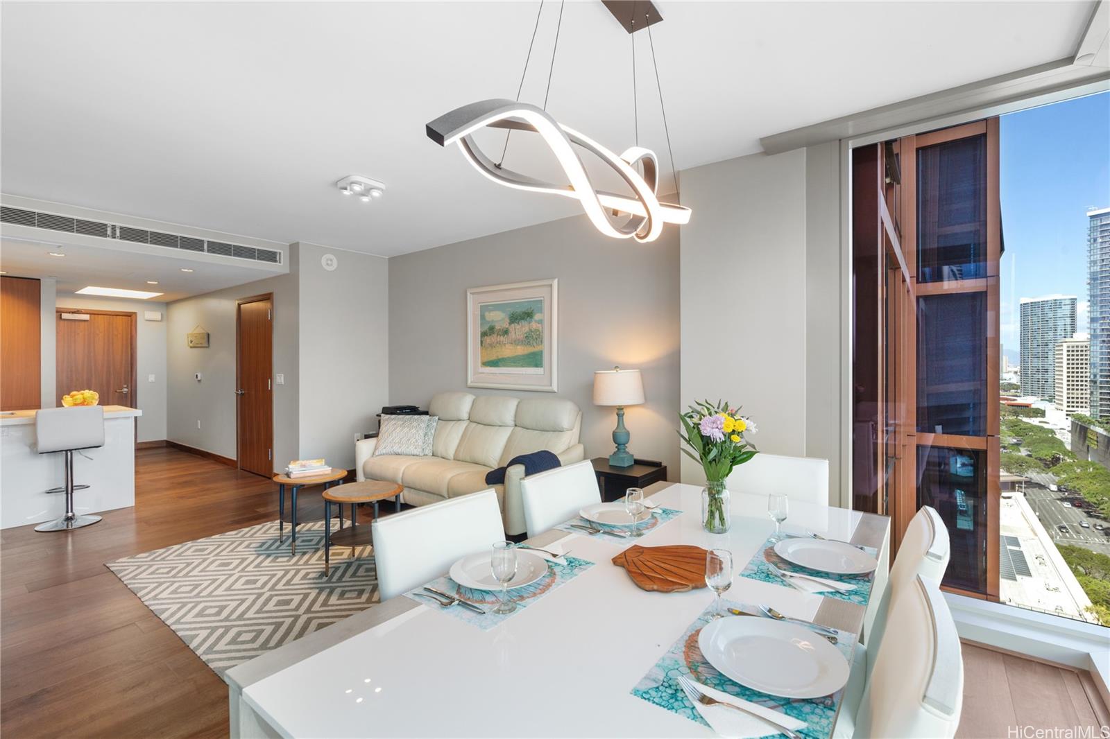 1555 Kapiolani Blvd Honolulu - Rental - photo 9 of 16