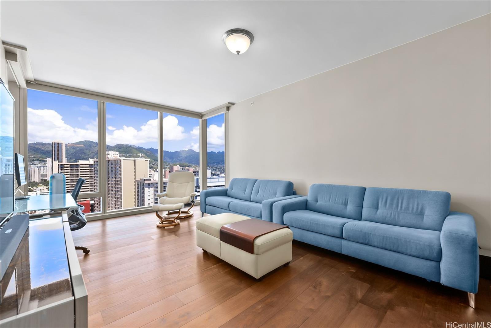 One Ala Moana condo # 1615, Honolulu, Hawaii - photo 2 of 25