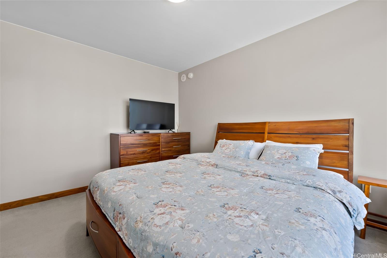 One Ala Moana condo # 1615, Honolulu, Hawaii - photo 7 of 25