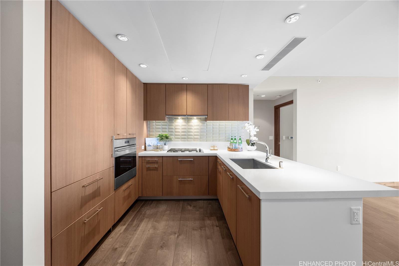 One Ala Moana condo # 1706, Honolulu, Hawaii - photo 4 of 25