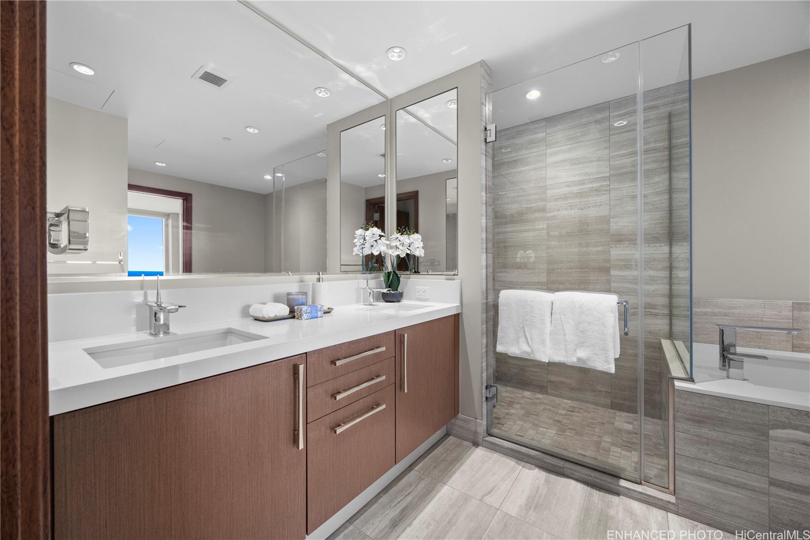 One Ala Moana condo # 1706, Honolulu, Hawaii - photo 9 of 25