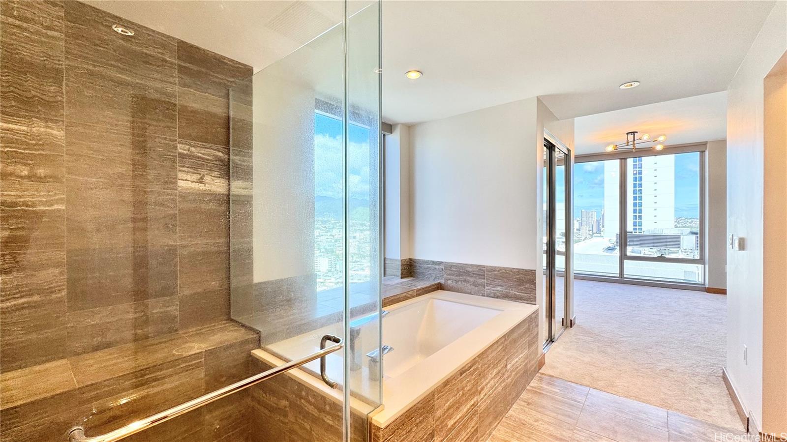 1555 Kapiolani Blvd Honolulu - Rental - photo 20 of 25