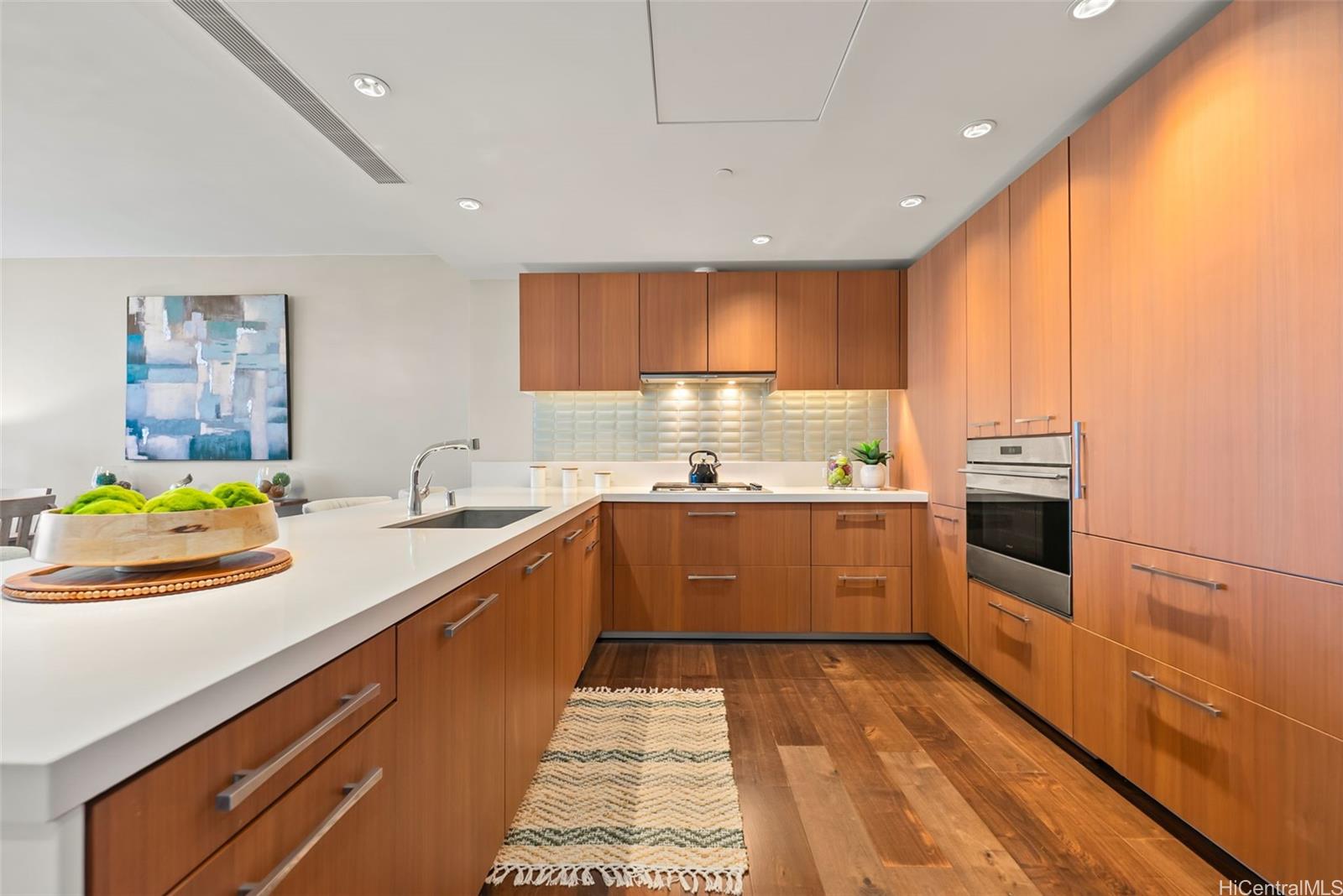 One Ala Moana condo # 900, Honolulu, Hawaii - photo 5 of 25