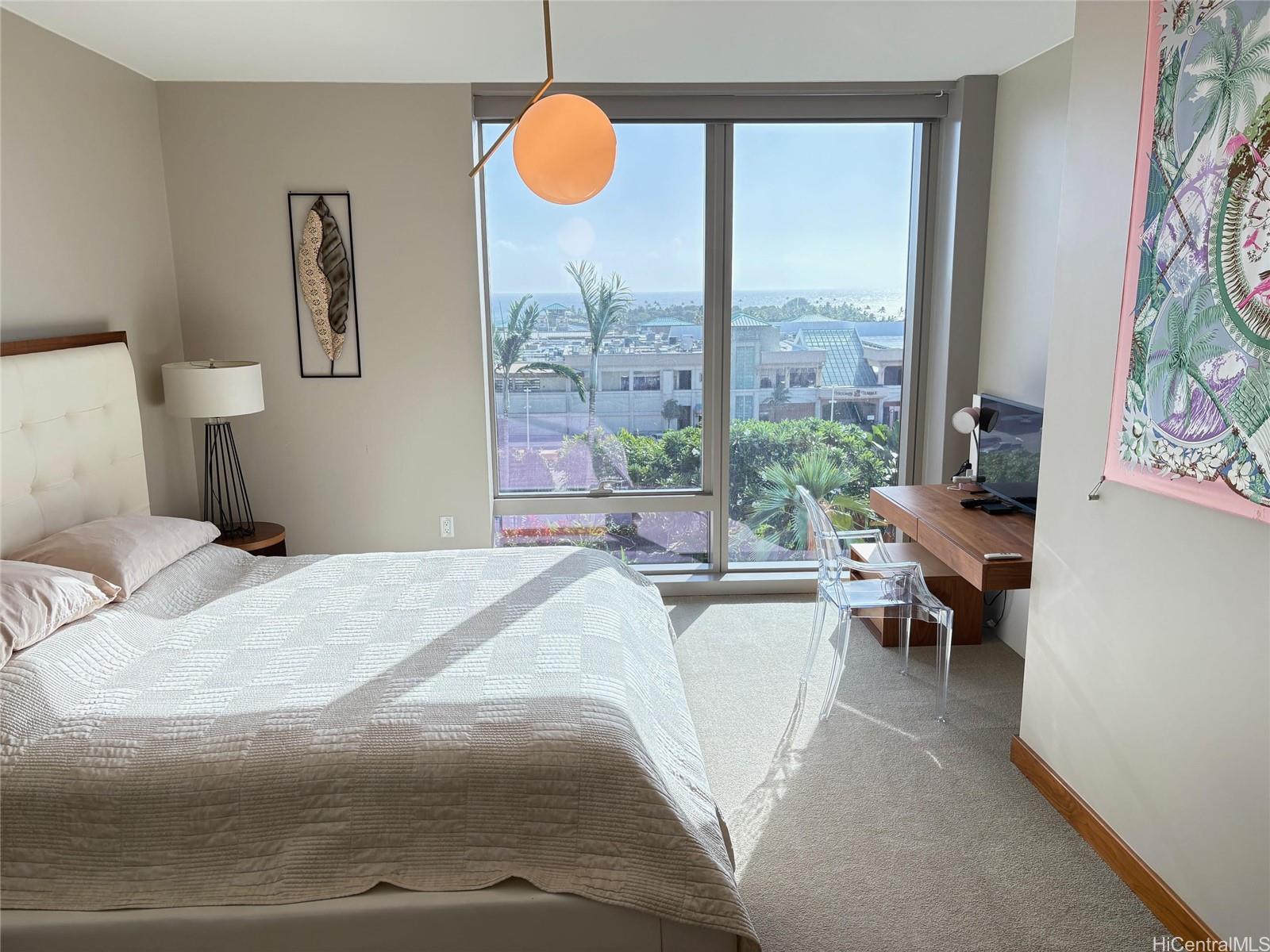 1555 Kapiolani Blvd Honolulu - Rental - photo 2 of 6