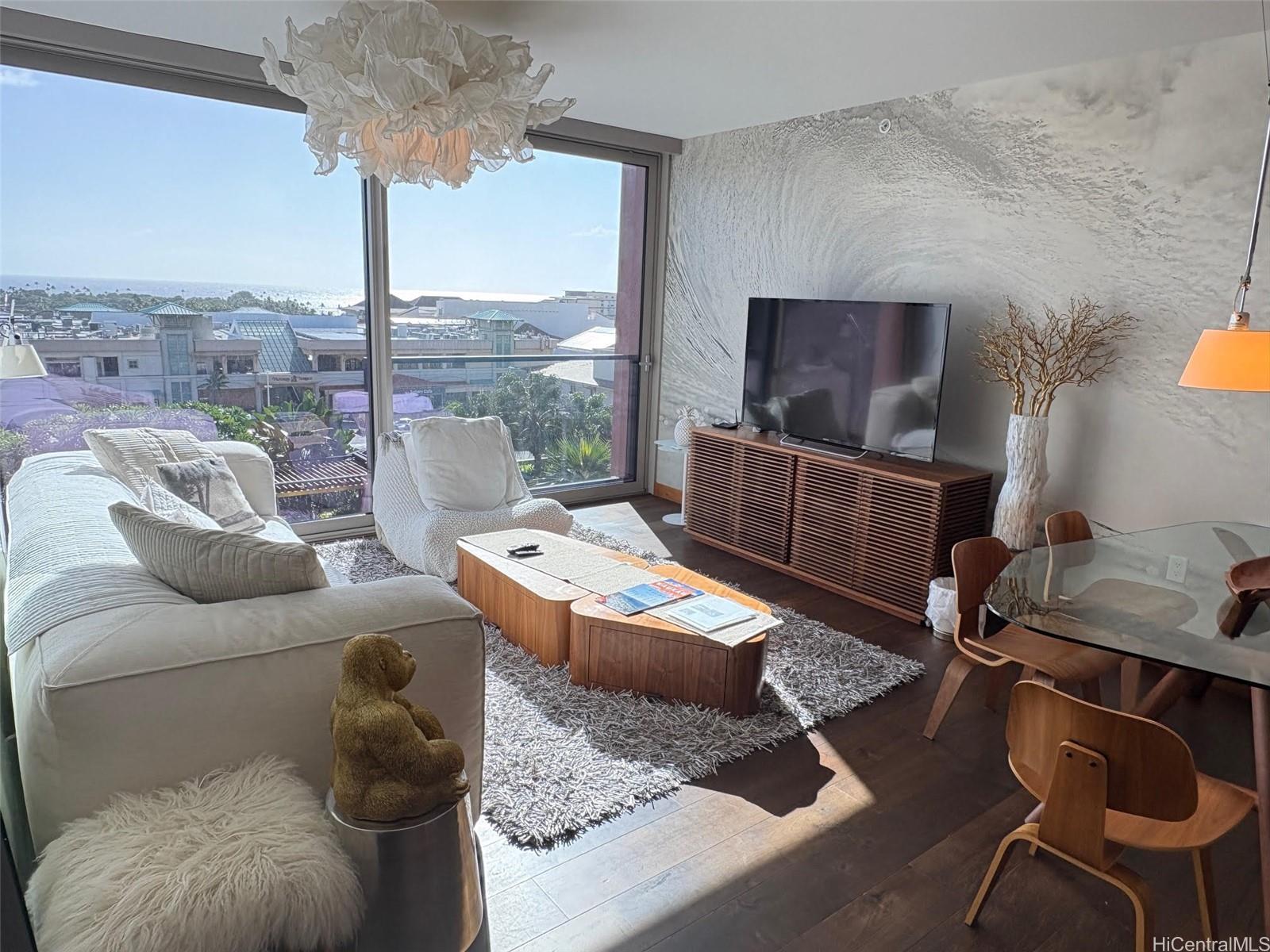 1555 Kapiolani Blvd Honolulu - Rental - photo 5 of 6