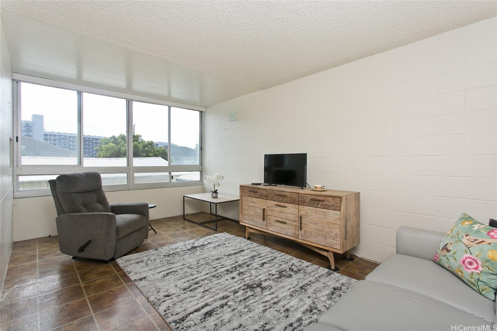 1555 Pohaku condo # A202, Honolulu, Hawaii - photo 2 of 12