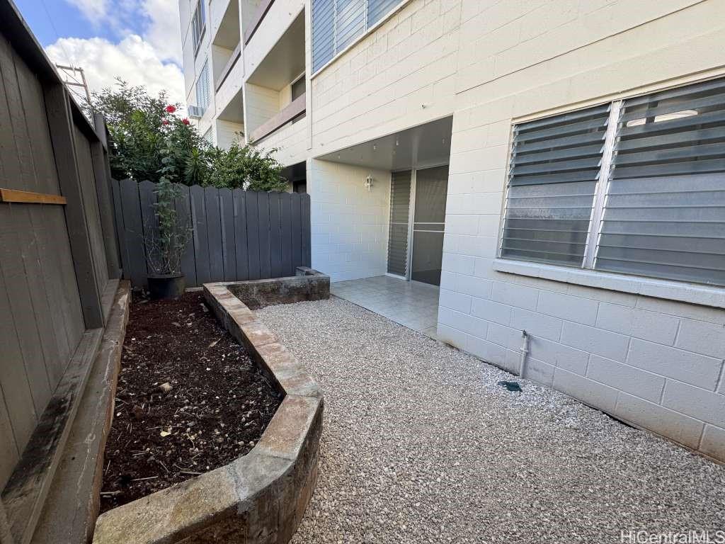 1555 Pohaku Street Honolulu - Rental - photo 9 of 24
