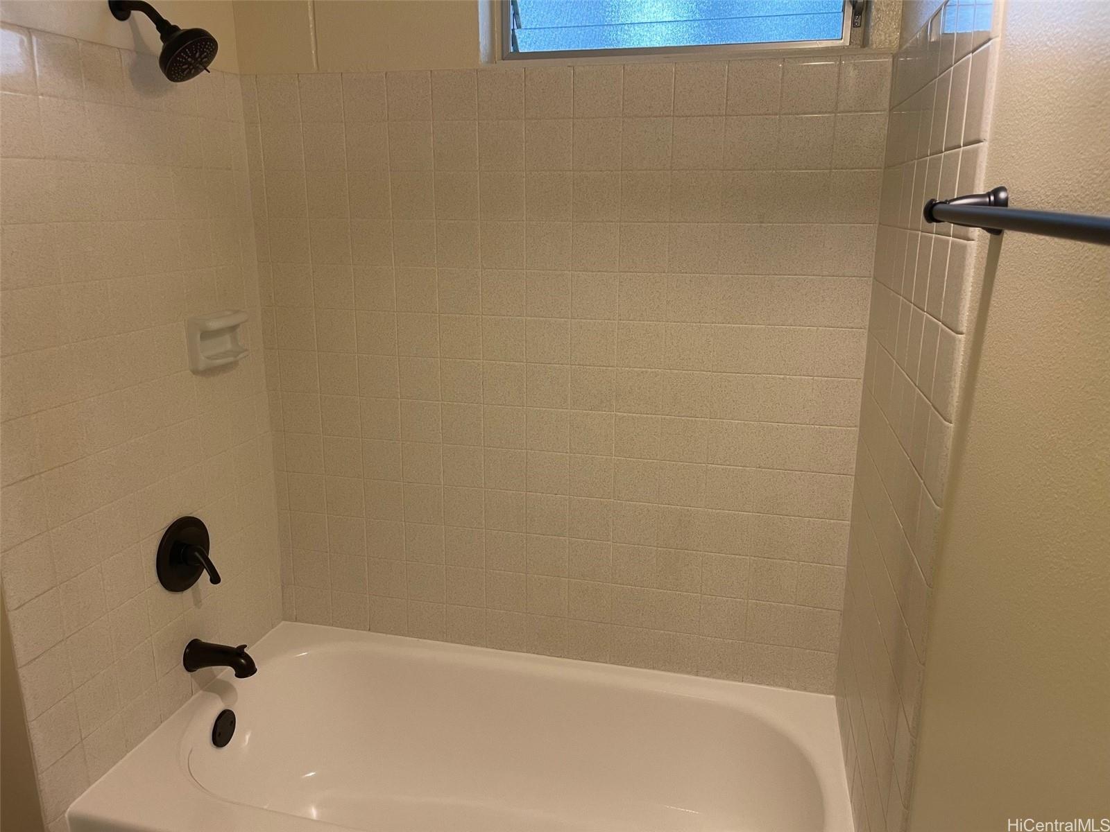 1555 Pohaku condo # B202, Honolulu, Hawaii - photo 9 of 12