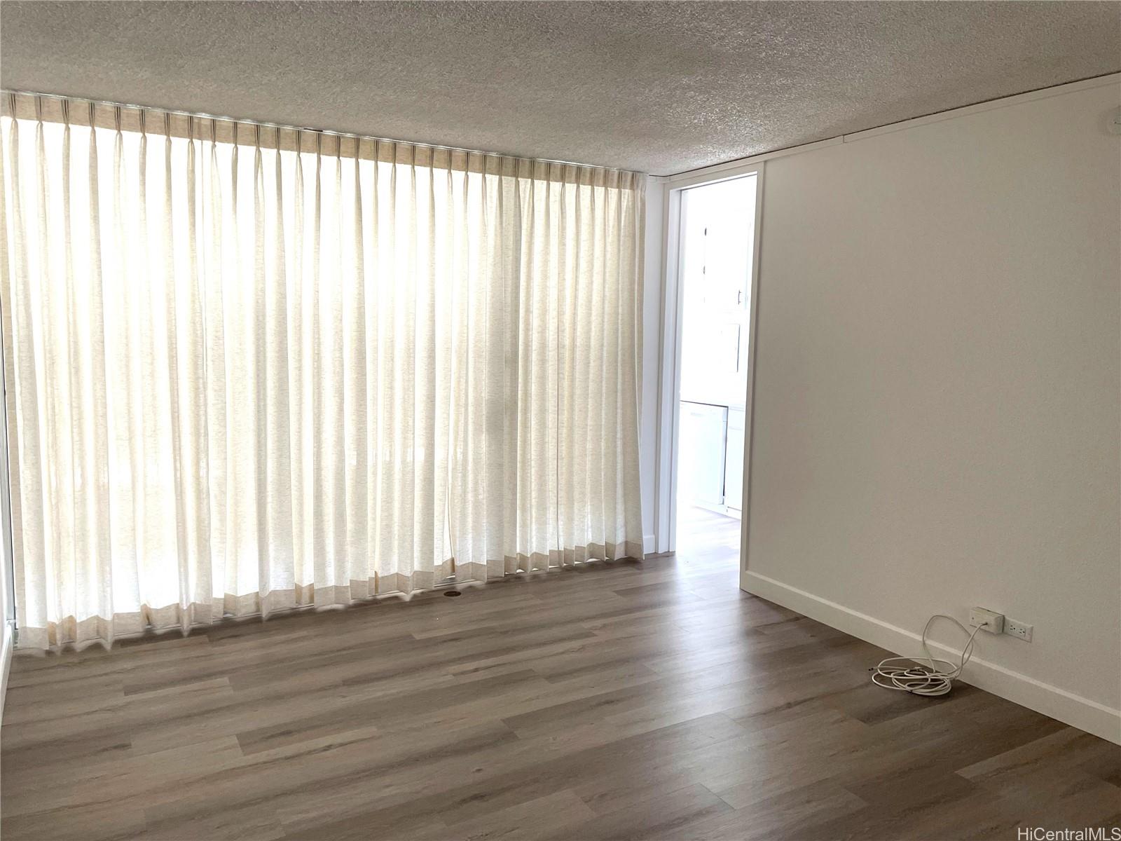 1556 Piikoi Street Honolulu - Rental - photo 7 of 25