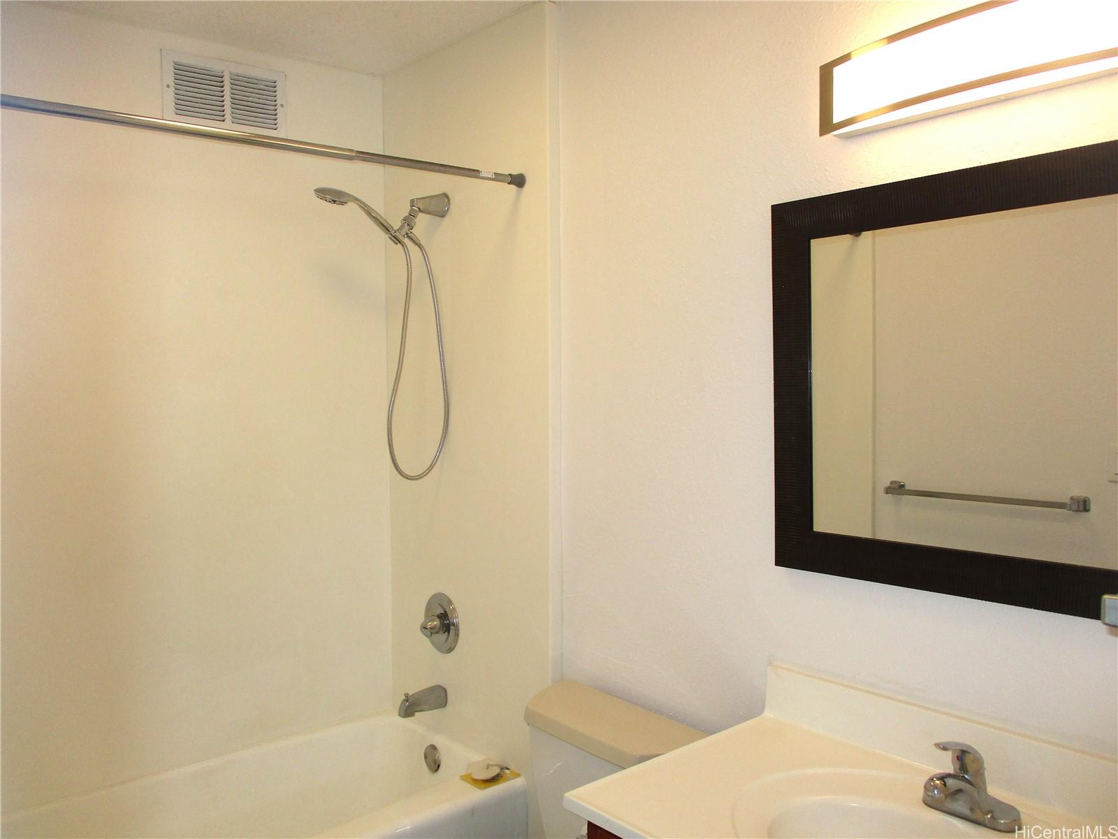 1556 Piikoi Street Honolulu - Rental - photo 9 of 25