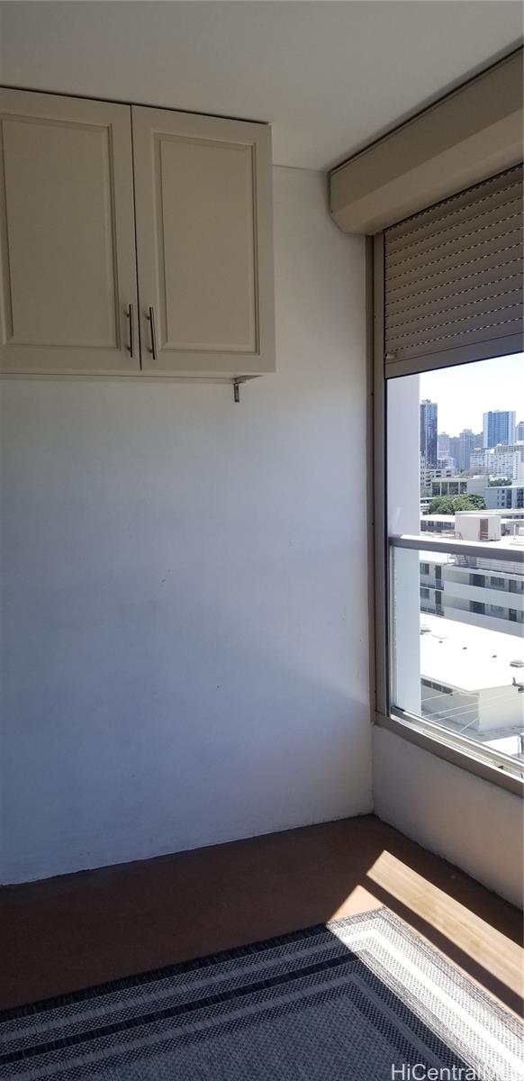 1556 Piikoi St Honolulu - Rental - photo 11 of 17