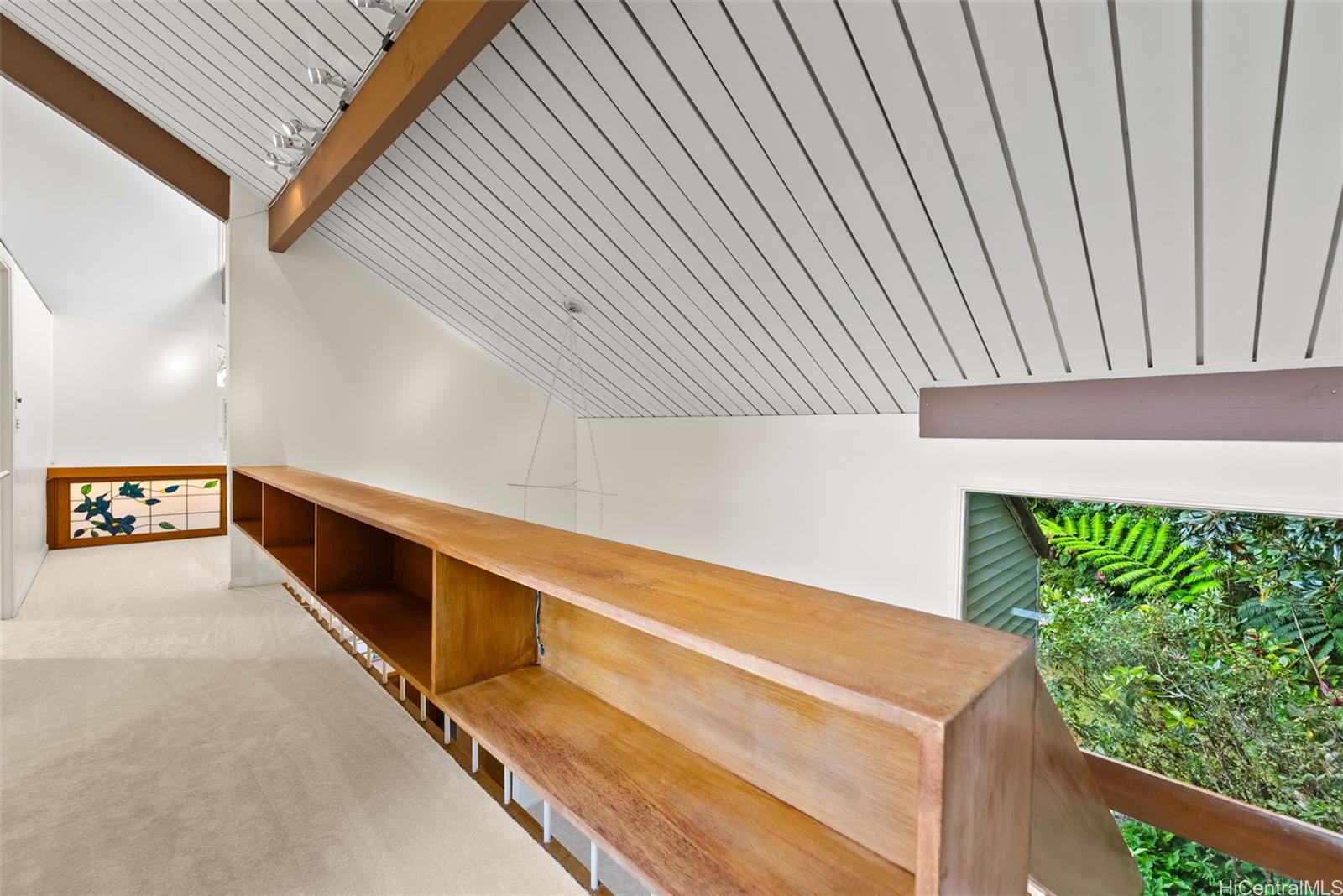 156  Forest Ridge Way Tantalus, Honolulu home - photo 16 of 25