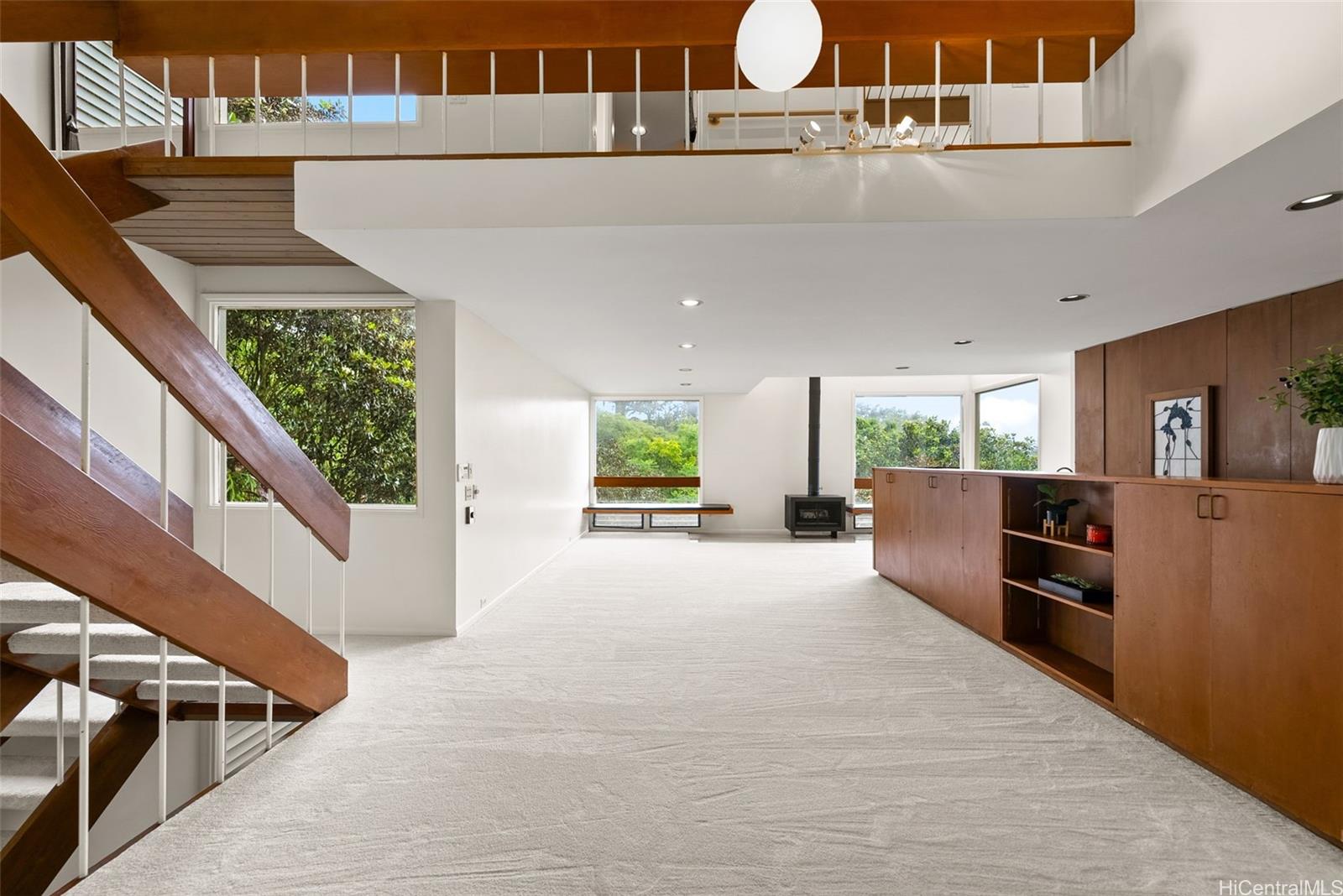 156  Forest Ridge Way Tantalus, Honolulu home - photo 7 of 25