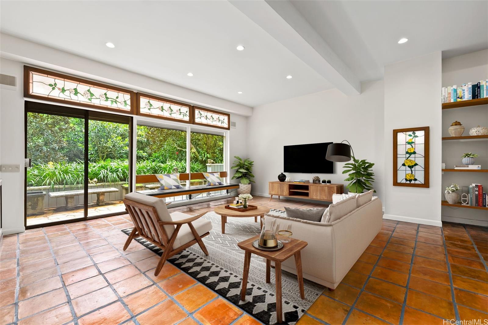 156  Forest Ridge Way Tantalus, Honolulu home - photo 11 of 25