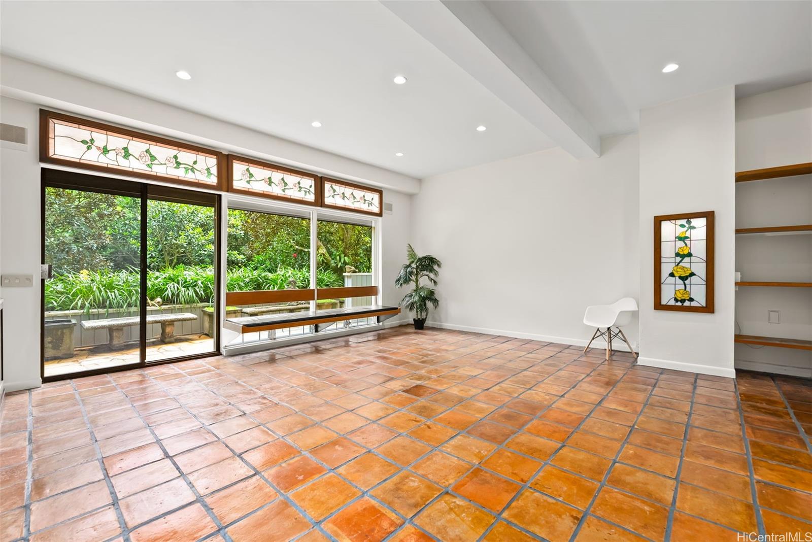 156  Forest Ridge Way Tantalus, Honolulu home - photo 12 of 25