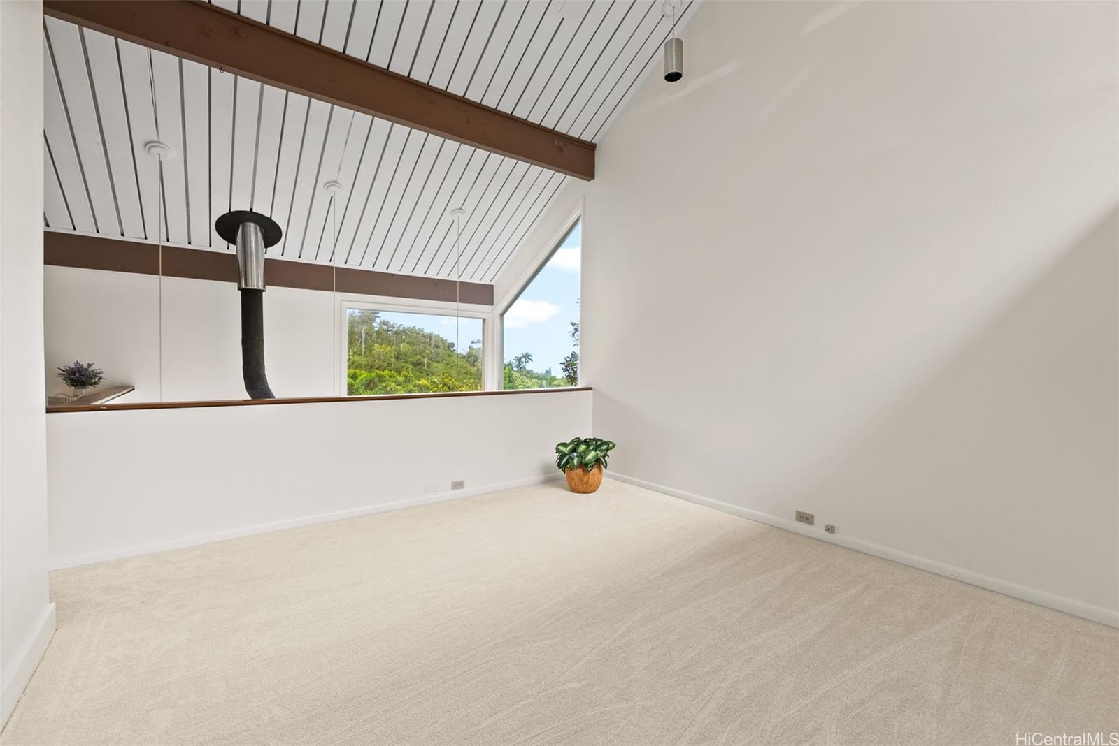 156  Forest Ridge Way Tantalus, Honolulu home - photo 15 of 25