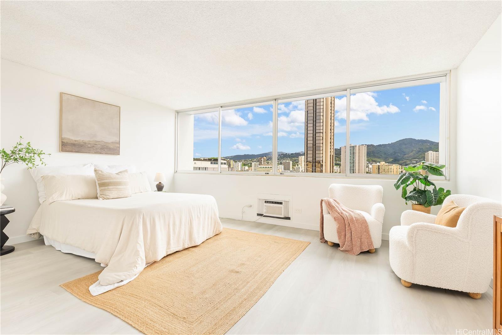 Kapiolani Terrace condo # 1401, Honolulu, Hawaii - photo 2 of 25