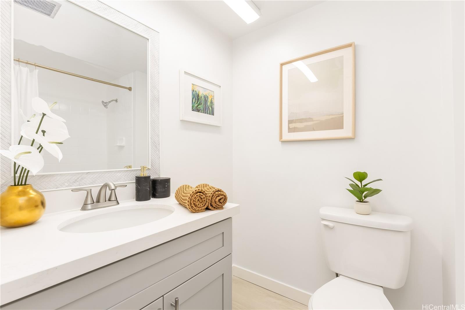 Kapiolani Terrace condo # 1401, Honolulu, Hawaii - photo 13 of 25