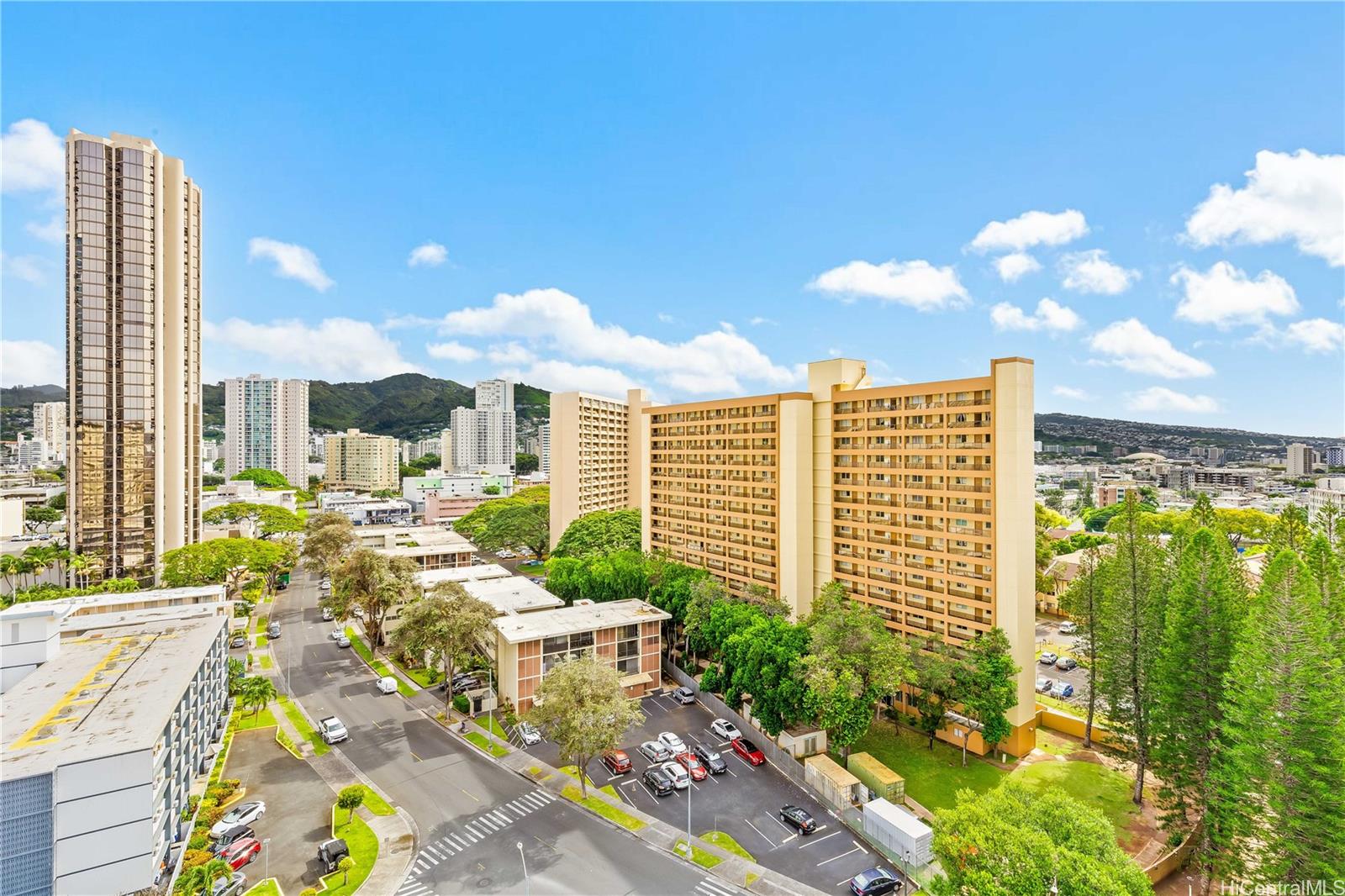 Kapiolani Terrace condo # 1401, Honolulu, Hawaii - photo 15 of 25