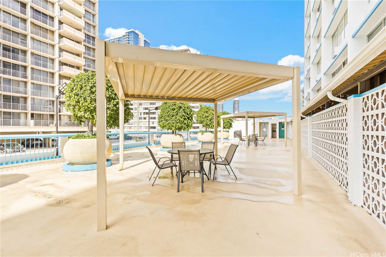 Kapiolani Terrace condo # 1401, Honolulu, Hawaii - photo 21 of 25