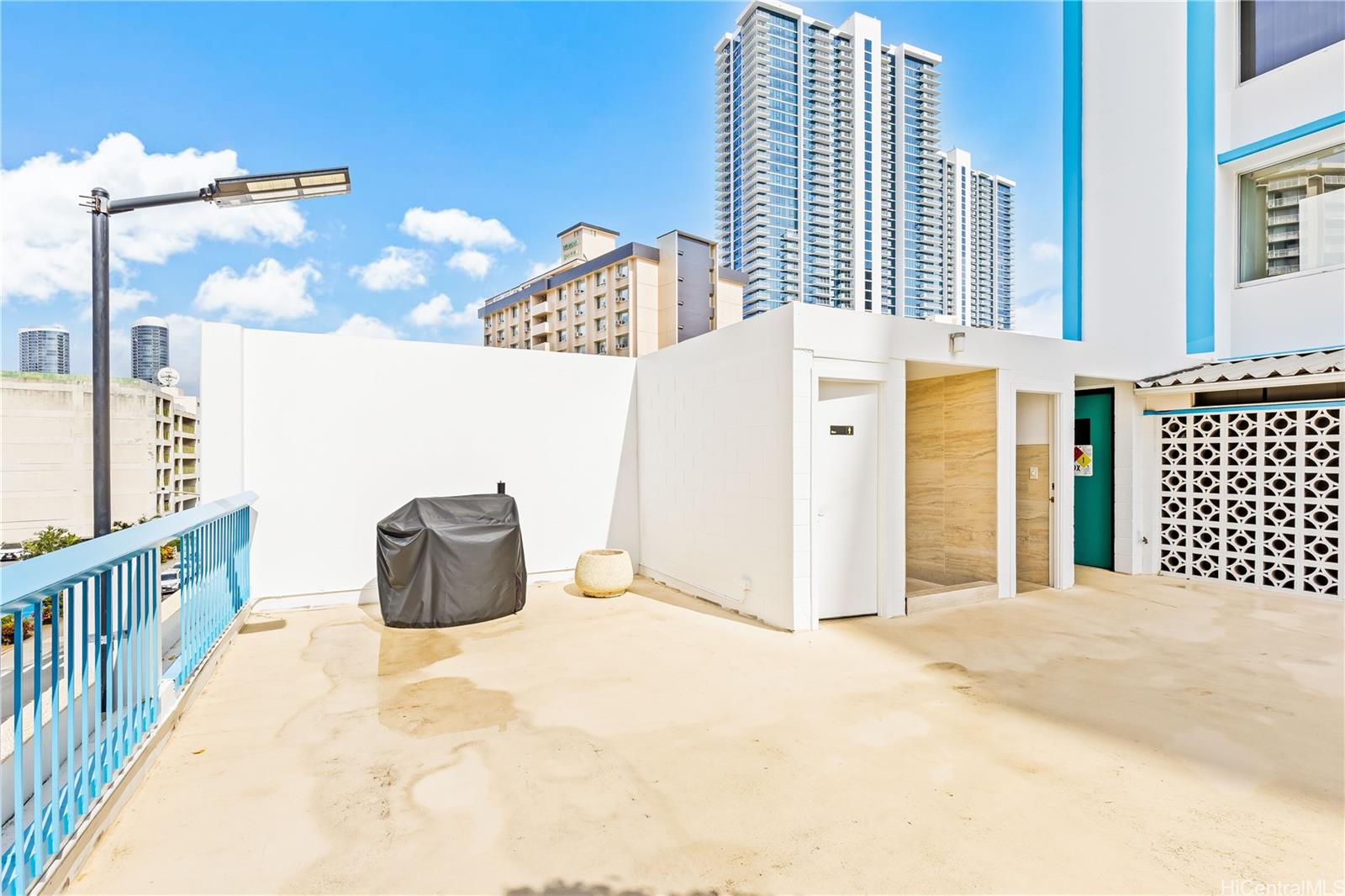 Kapiolani Terrace condo # 1401, Honolulu, Hawaii - photo 22 of 25