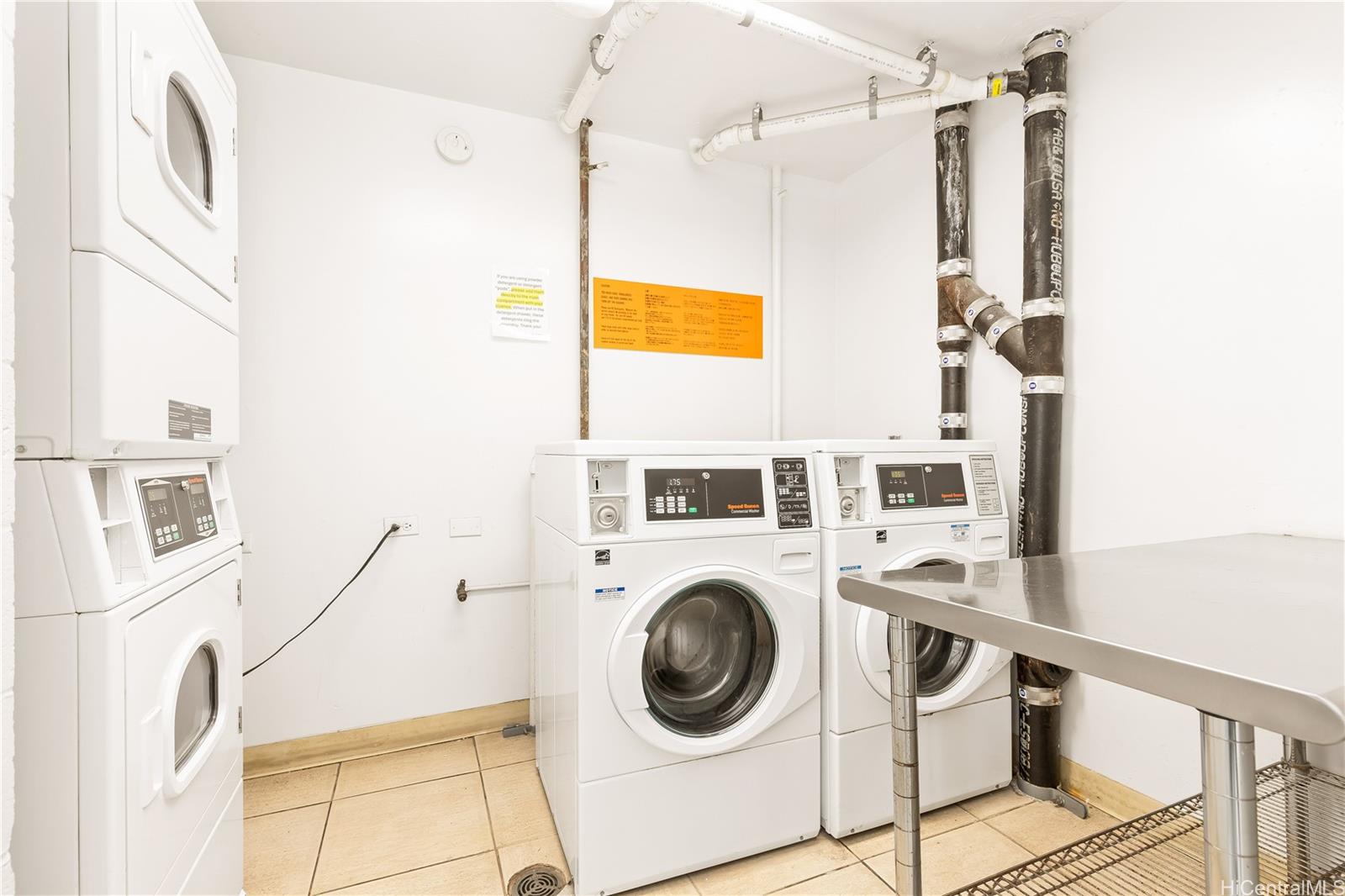 Kapiolani Terrace condo # 1401, Honolulu, Hawaii - photo 23 of 25