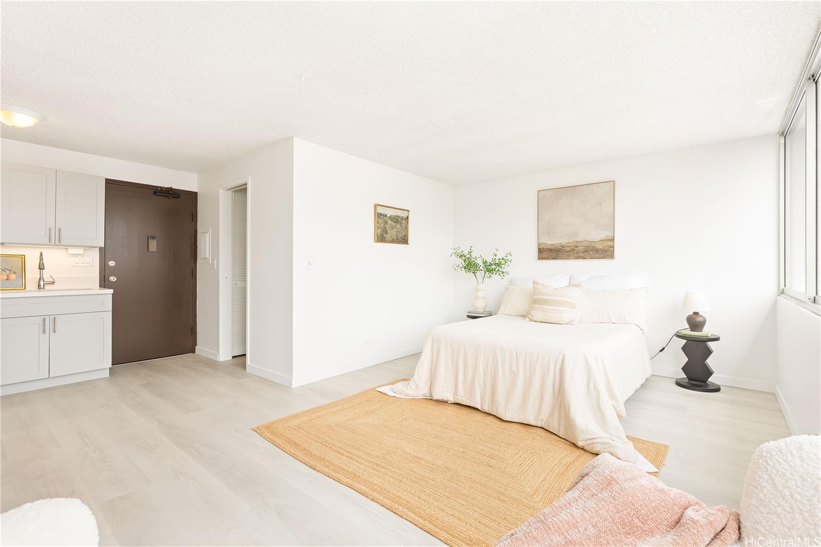 Kapiolani Terrace condo # 1401, Honolulu, Hawaii - photo 7 of 25