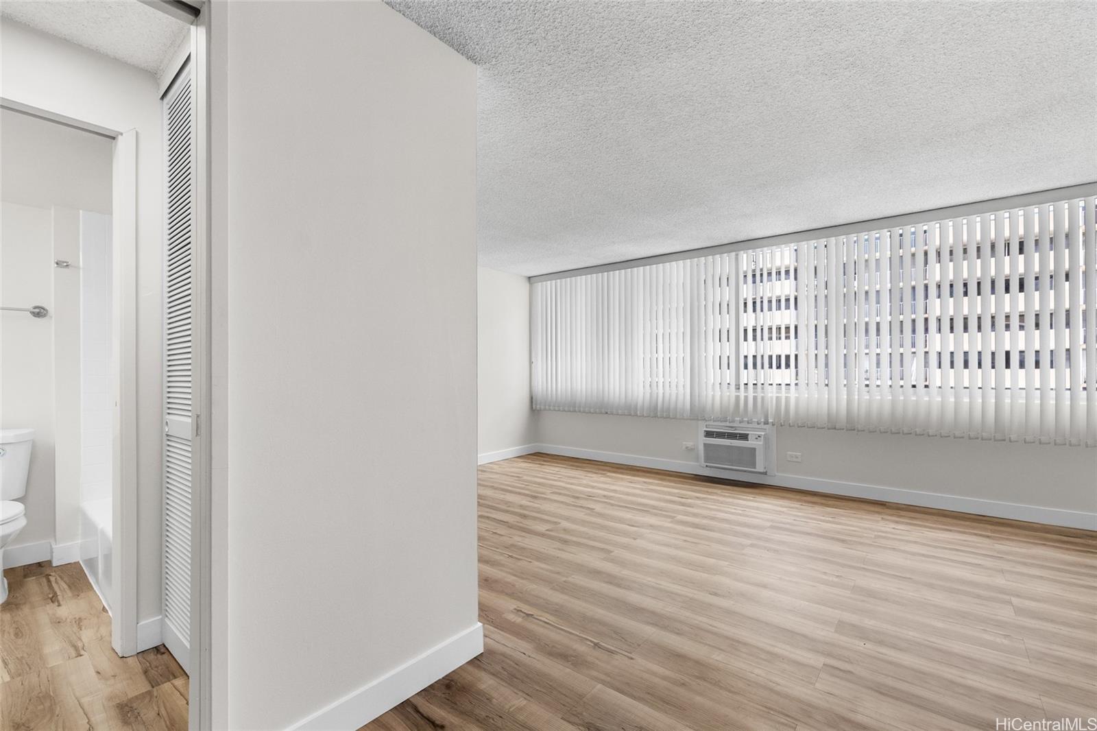 Kapiolani Terrace condo # 1512, Honolulu, Hawaii - photo 14 of 24