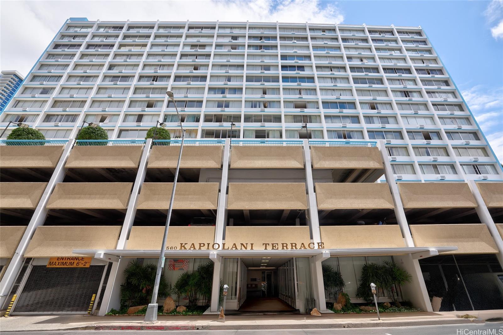 Kapiolani Terrace condo # 1512, Honolulu, Hawaii - photo 21 of 24