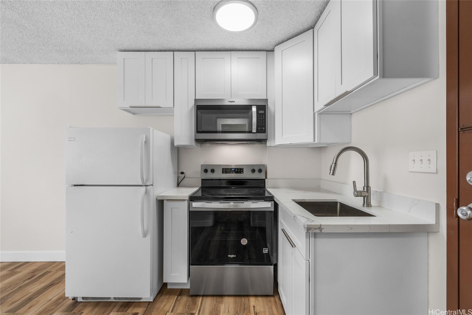 Kapiolani Terrace condo # 1512, Honolulu, Hawaii - photo 7 of 24