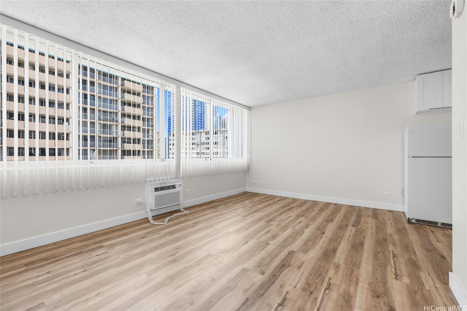 Kapiolani Terrace condo # 1512, Honolulu, Hawaii - photo 10 of 24