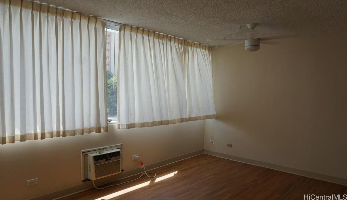 1560 Kanunu Street Honolulu - Rental - photo 6 of 10