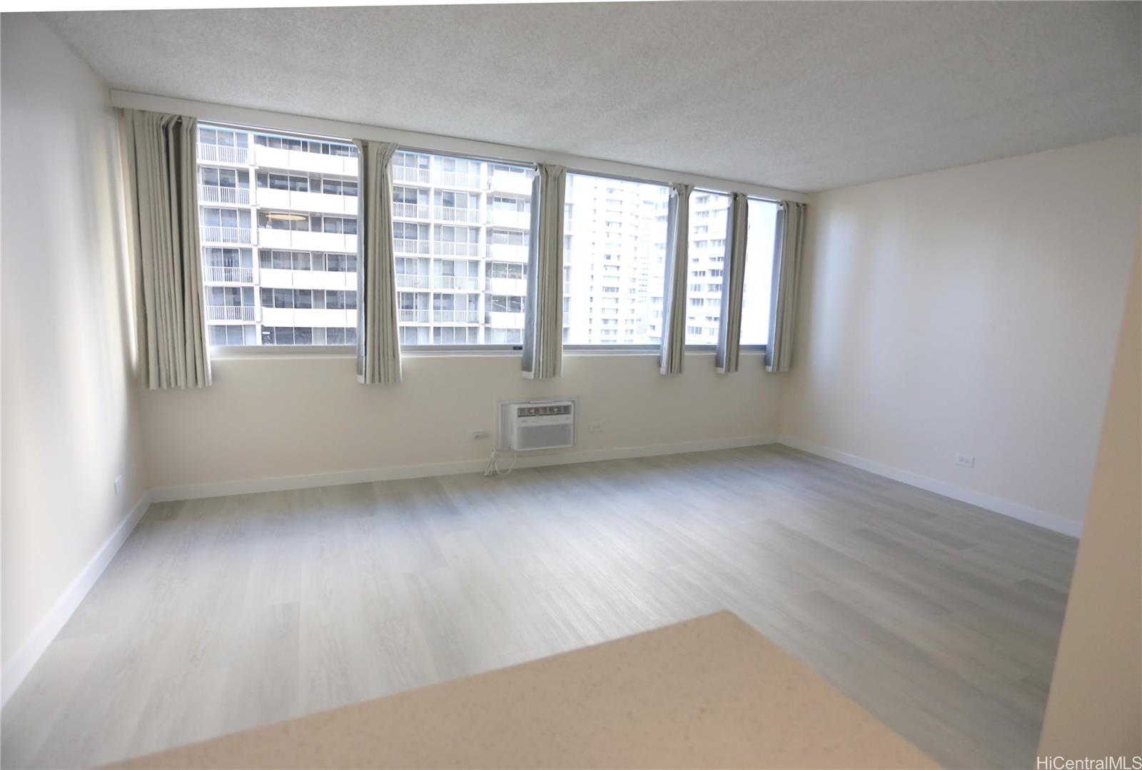 Kapiolani Terrace condo # 613, Honolulu, Hawaii - photo 3 of 25