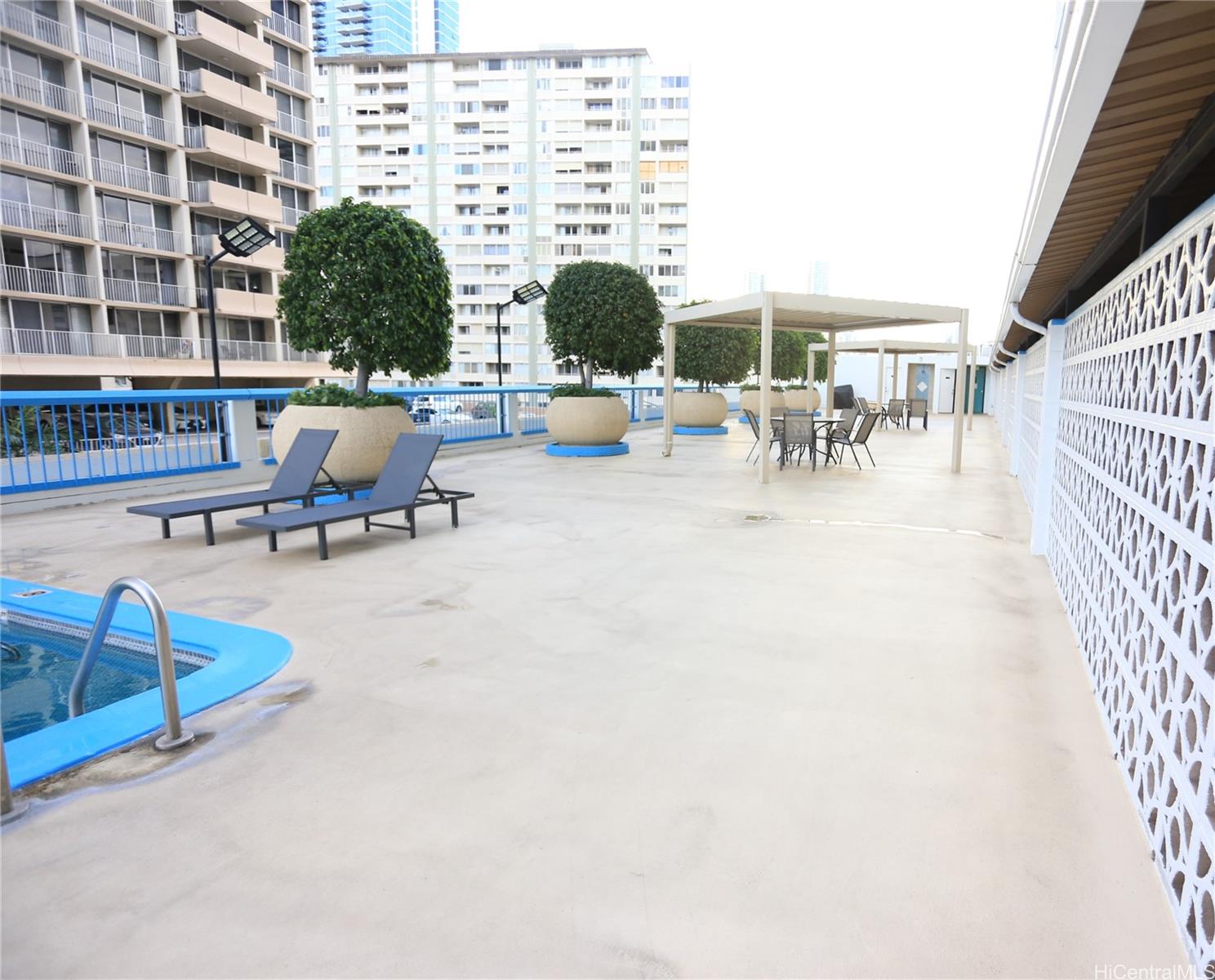 Kapiolani Terrace condo # 613, Honolulu, Hawaii - photo 22 of 25