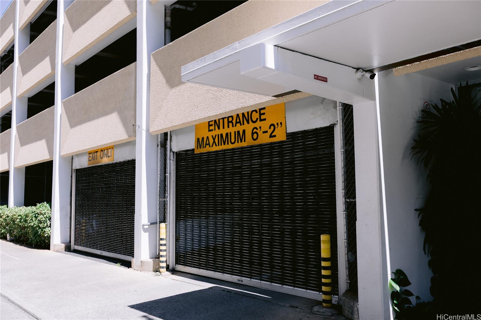 Kapiolani Terrace condo # 617, Honolulu, Hawaii - photo 19 of 21