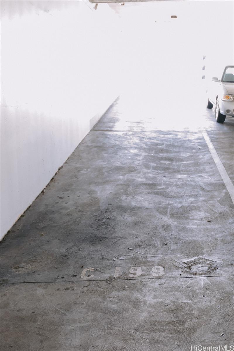 Kapiolani Terrace condo # 617, Honolulu, Hawaii - photo 21 of 21