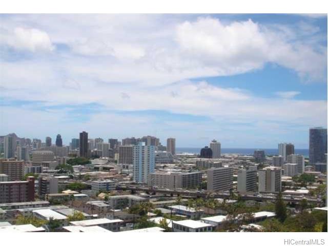 Makikilani Plaza condo # 1004, Honolulu, Hawaii - photo 2 of 8