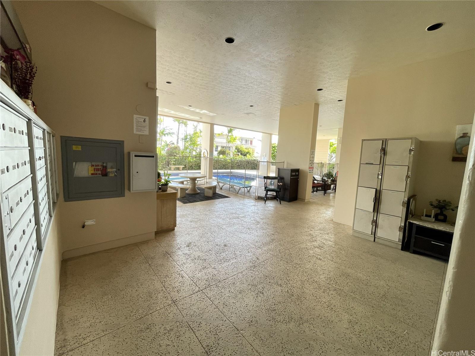 Makikilani Plaza condo # 1201, Honolulu, Hawaii - photo 18 of 25