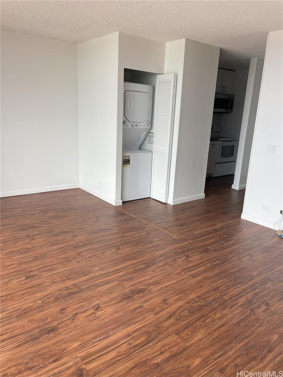 Makikilani Plaza condo # 1201, Honolulu, Hawaii - photo 5 of 25