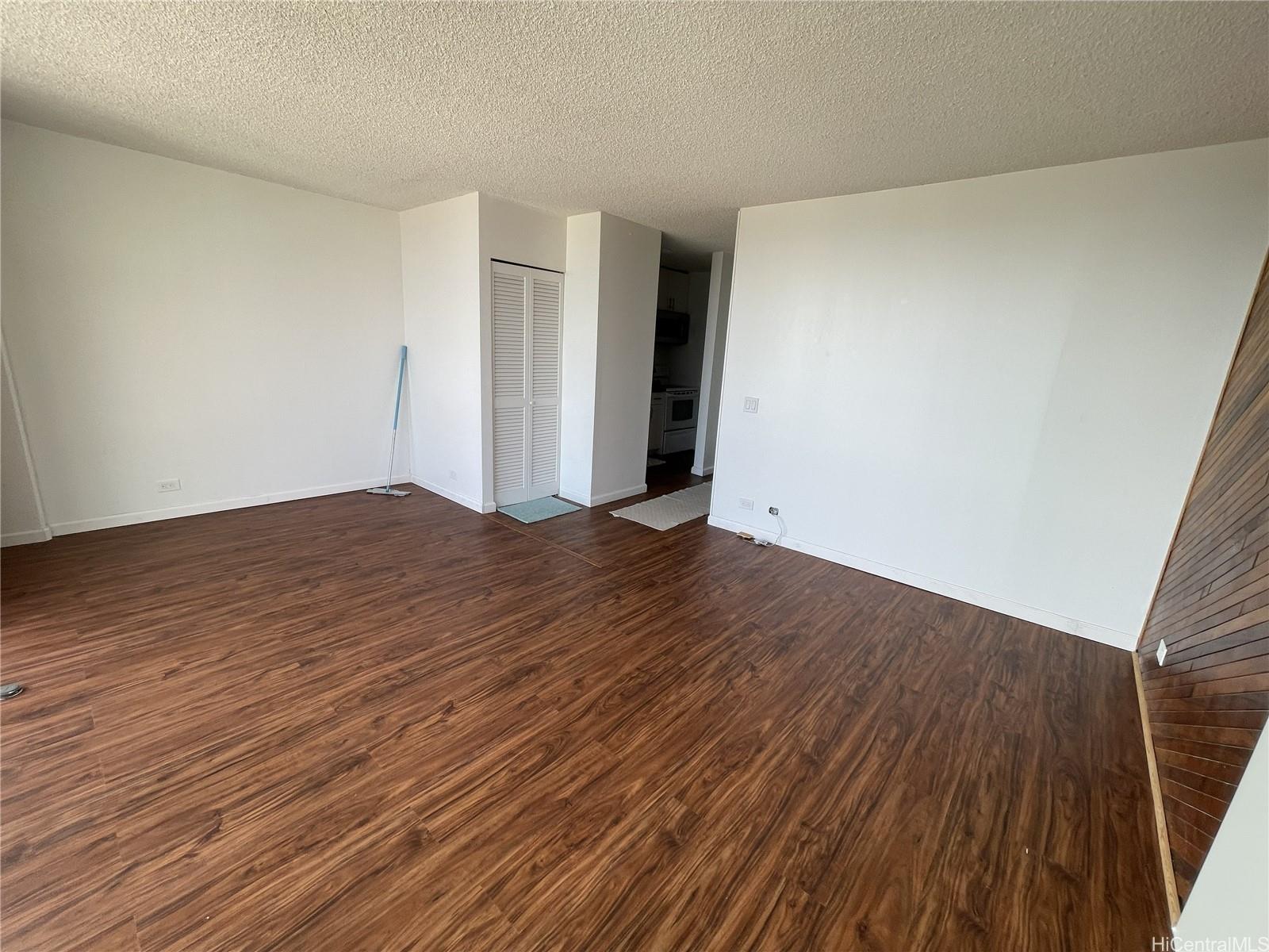 Makikilani Plaza condo # 1201, Honolulu, Hawaii - photo 7 of 25