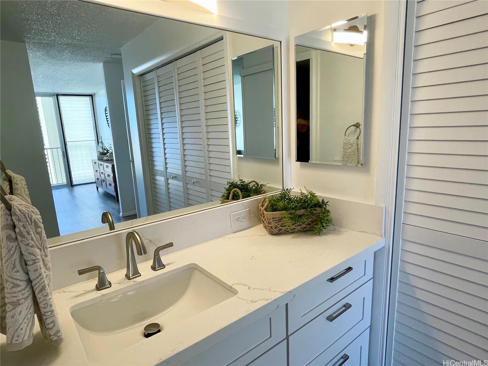 Princess Leilani condo # 1206, Honolulu, Hawaii - photo 15 of 25