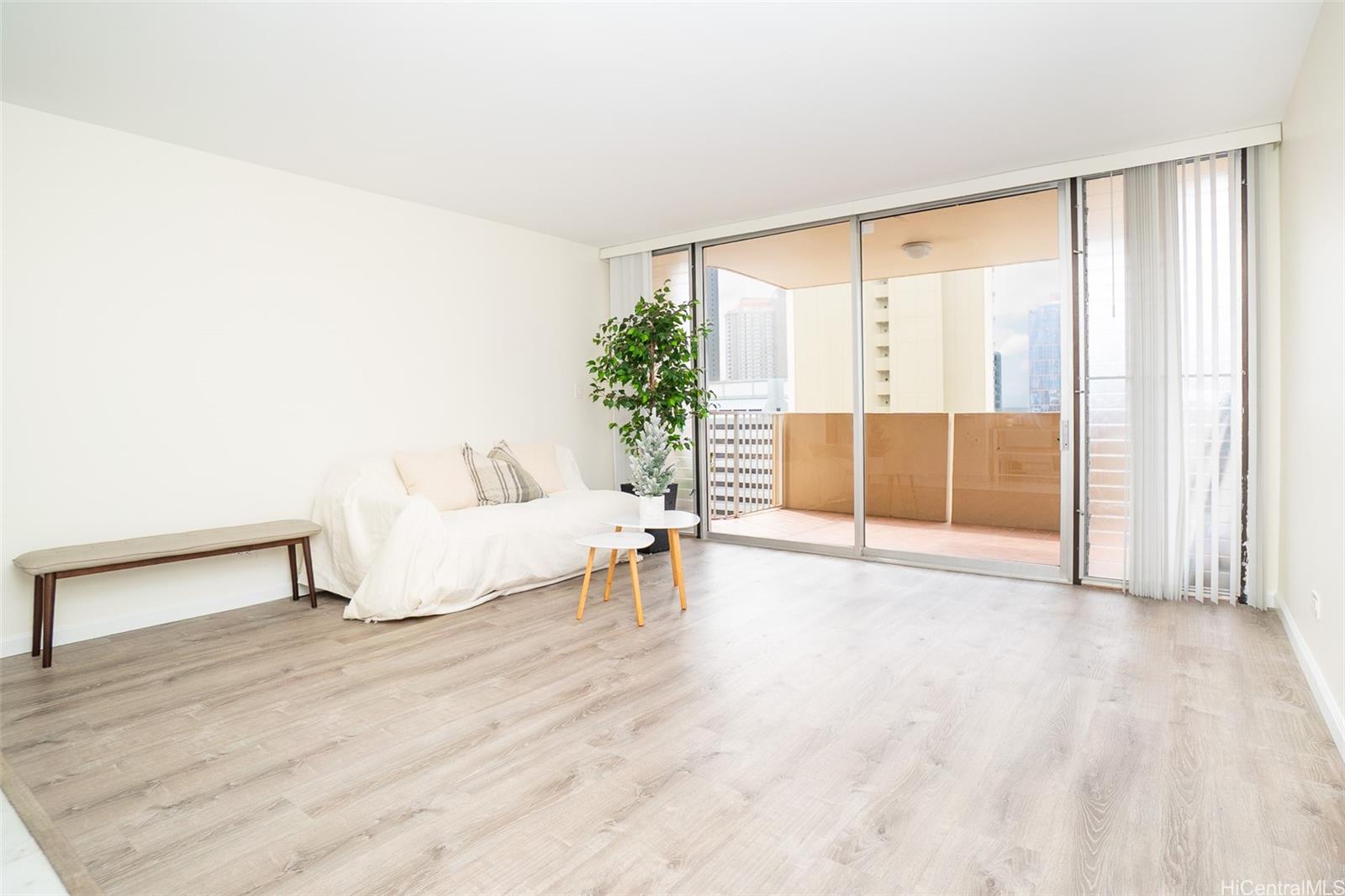 Princess Leilani condo # 1408, Honolulu, Hawaii - photo 4 of 20